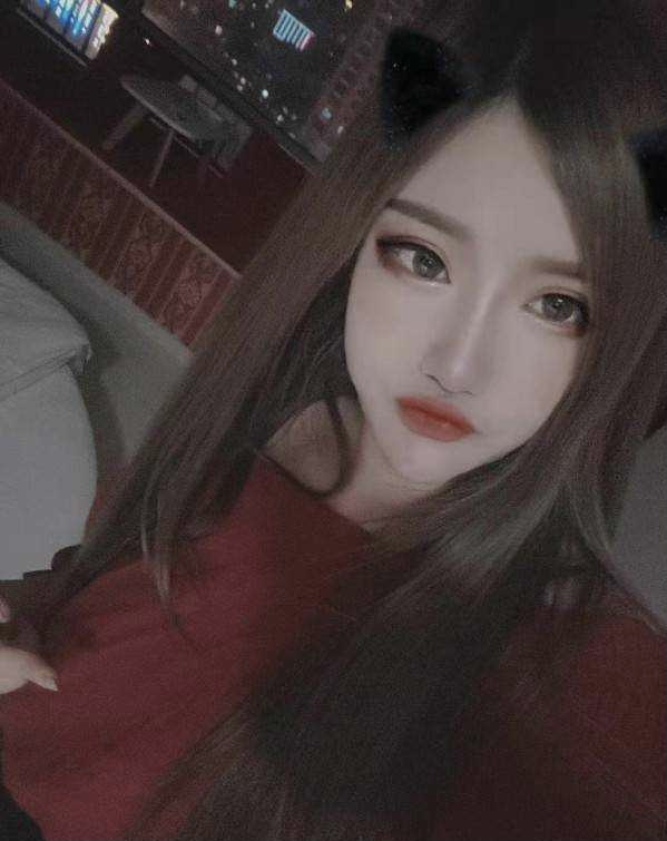 育新地铁站晨晨 年轻水嫩的小MM